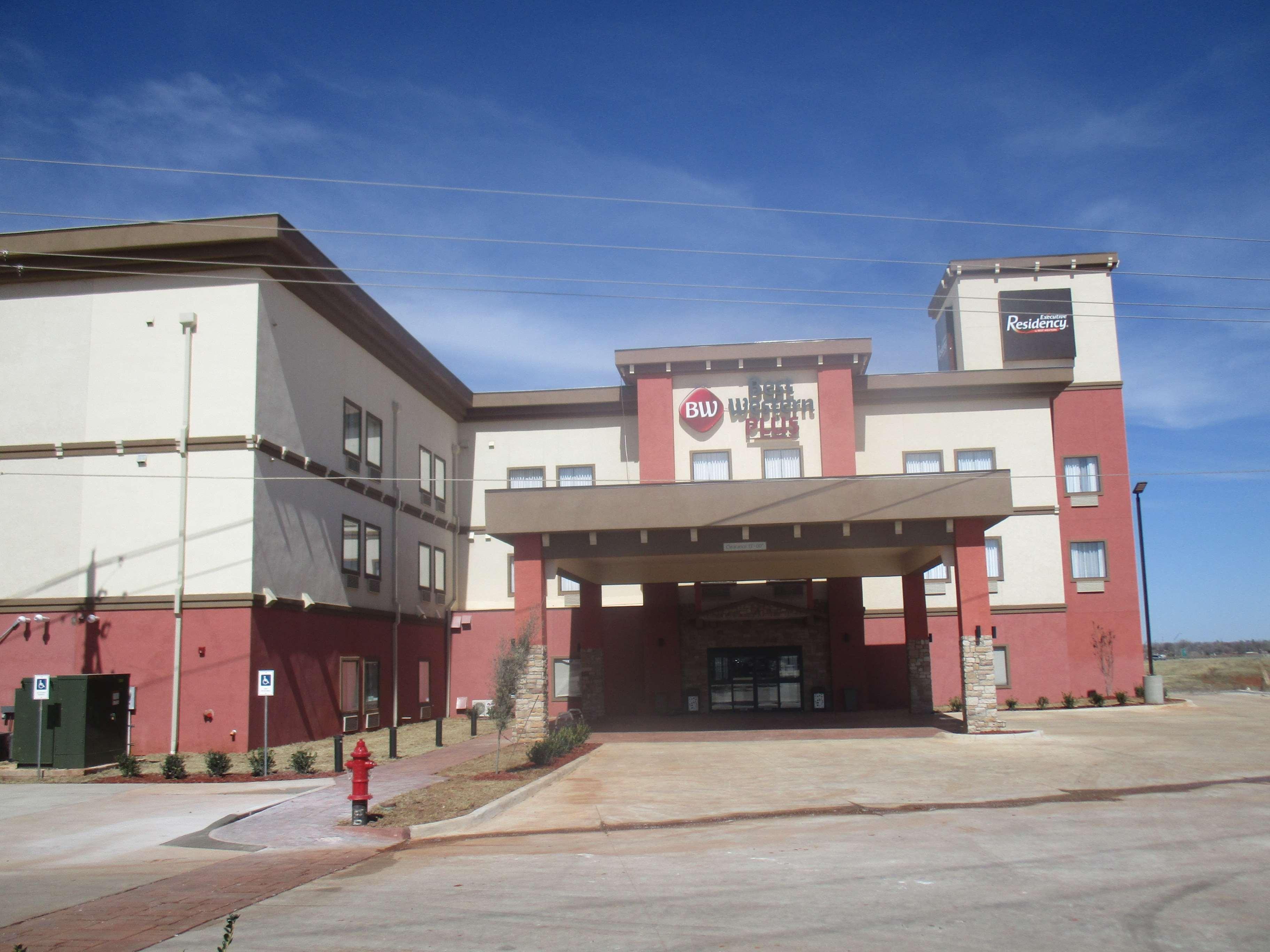 Best Western Plus/Executive Residency Elk City Exterior foto