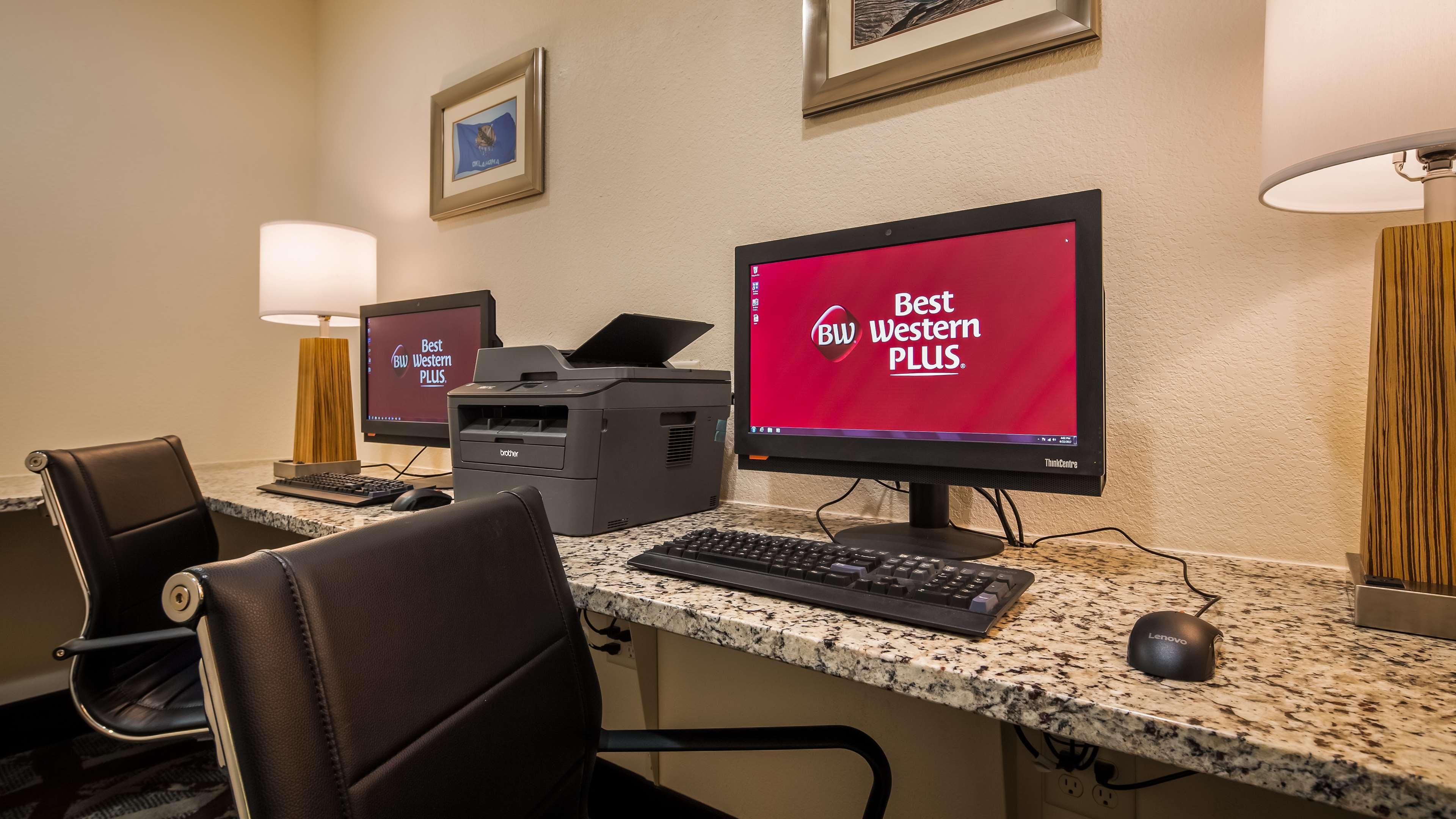 Best Western Plus/Executive Residency Elk City Exterior foto