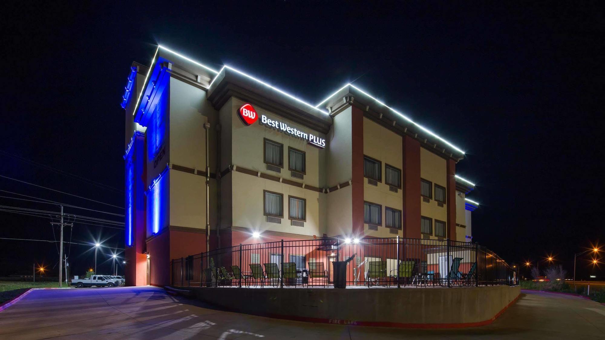 Best Western Plus/Executive Residency Elk City Exterior foto